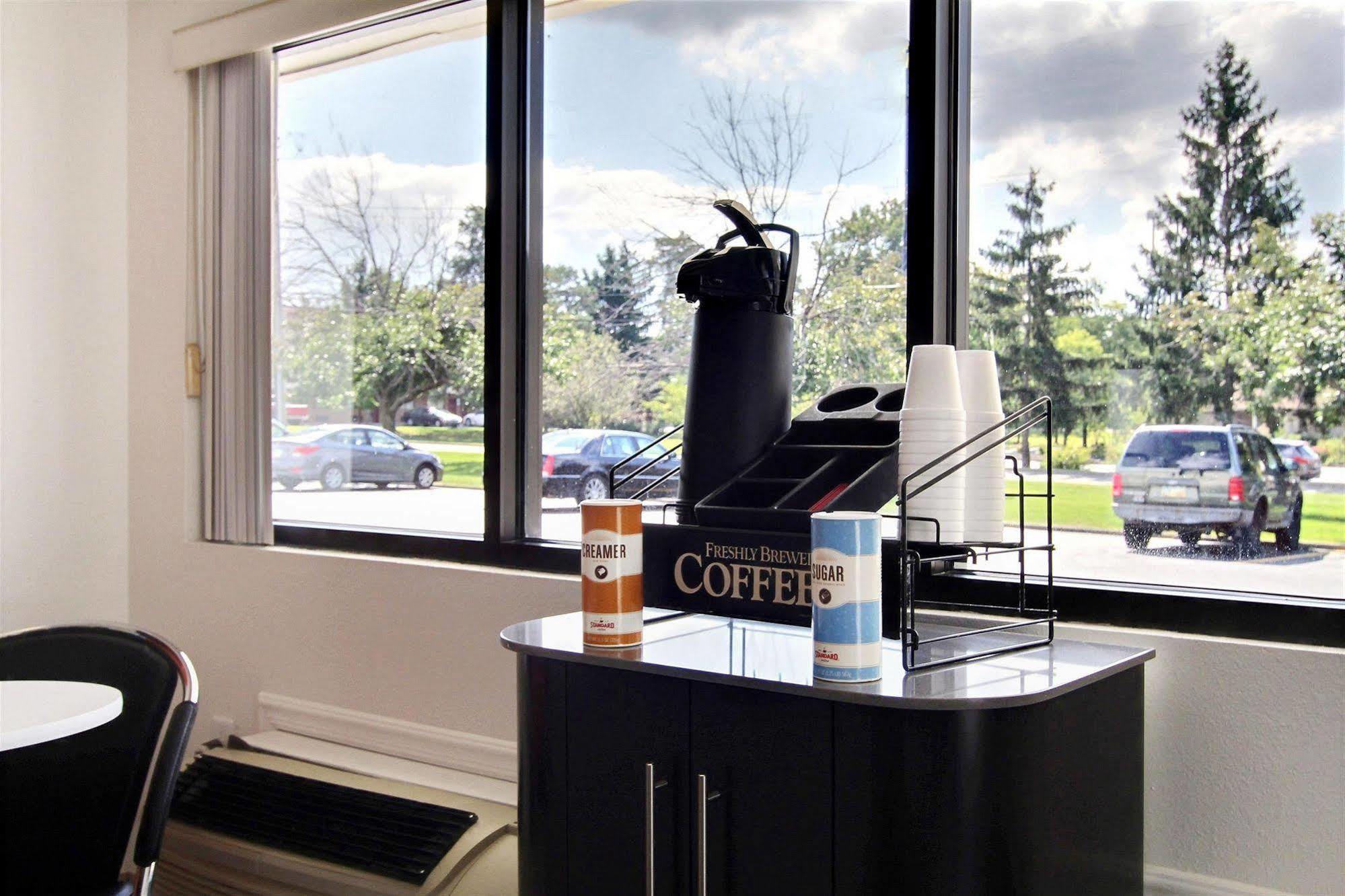 Hotel 6-middleburg Heights, Oh - Cleveland 2*